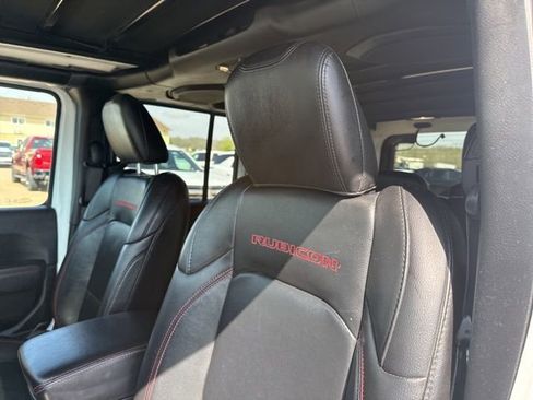 Used 2020 Jeep Wrangler Unlimited Rubicon AWD/4WD image 14