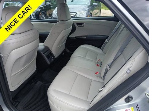 Used 2017 Toyota Avalon Limited w/ Carpet Mat Package FWD image 10