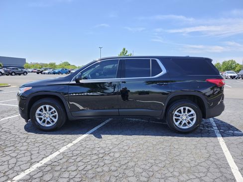 Used 2020 Chevrolet Traverse LS FWD image 14