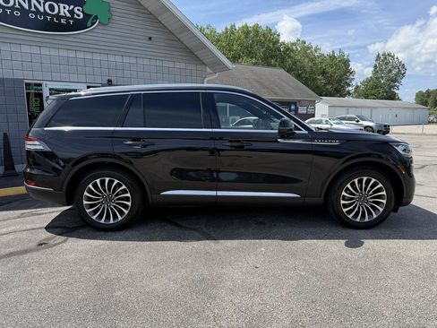 Used 2021 Lincoln Aviator Reserve w/ Equipment Group 201A AWD/4WD image 2