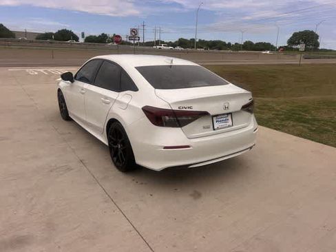 Used 2026 Honda Civic Sport image 5