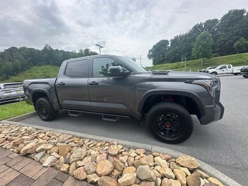 Used 2025 Toyota Tundra TRD Pro w/ Tow Tech Package AWD/4WD image 13