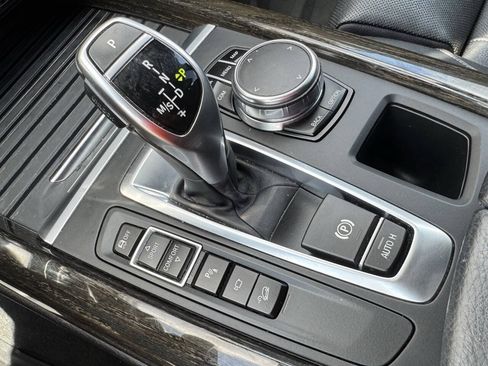 Used 2018 BMW X5 xDrive50i AWD/4WD image 16