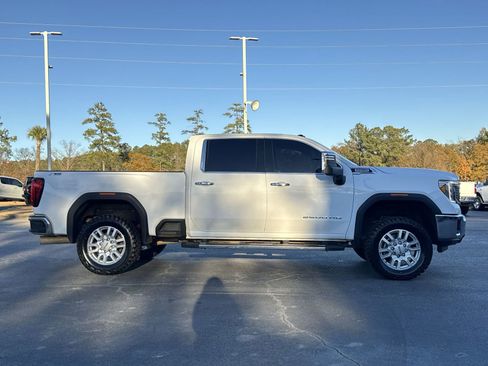 Used 2023 GMC Sierra 2500 SLT w/ SLT Convenience Package image 11