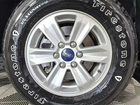 Used 2019 Ford F150 XLT image 32