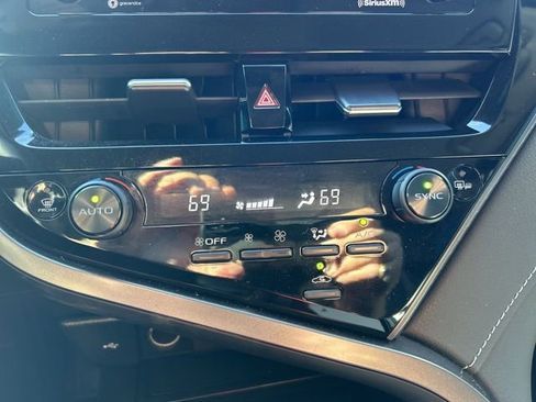 Used 2024 Toyota Camry SE w/ Convenience Package image 13