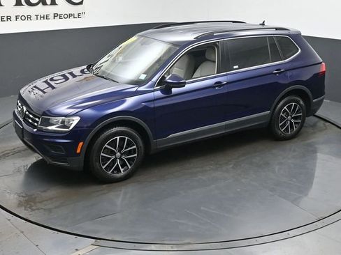 Used 2021 Volkswagen Tiguan SE AWD/4WD image 42