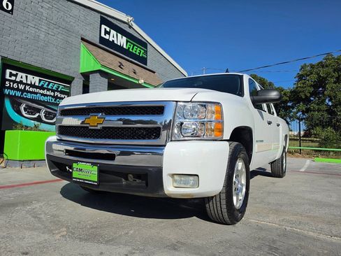 Used 2011 Chevrolet Silverado 1500 LT w/ All-Star Edition RWD image 2