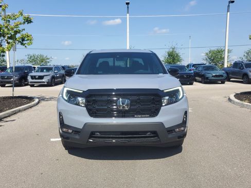 New 2026 Honda Ridgeline Black Edition image 8