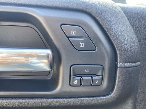 Used 2020 Chevrolet Silverado 3500 High Country image 23