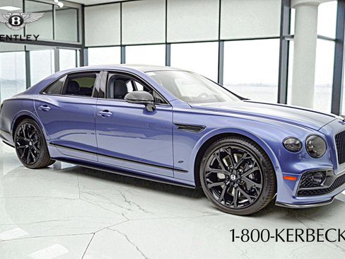 Used 2023 Bentley Flying Spur V8 image 20