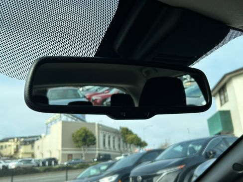 Used 2024 Nissan Leaf SV Plus image 15