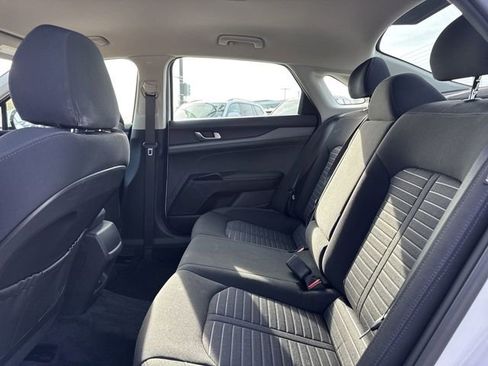 Used 2025 Kia K5 LXS FWD image 9