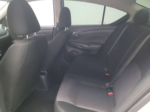 Used 2019 Nissan Versa SV FWD image 18