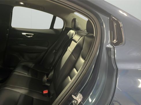 Used 2024 Volvo S60 B5 Core FWD image 12
