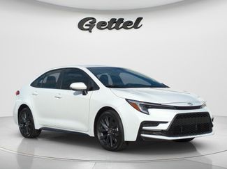 Used 2026 Toyota Corolla SE FWD video 2