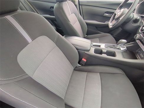 Used 2024 Nissan Sentra SV image 34