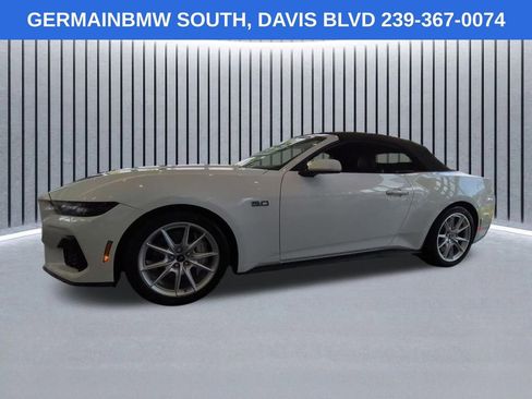 Used 2025 Ford Mustang GT Premium RWD image 8