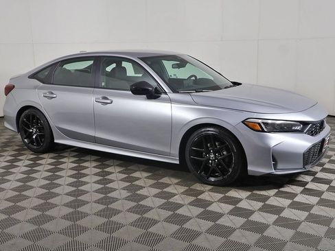 Used 2025 Honda Civic Sport image 12