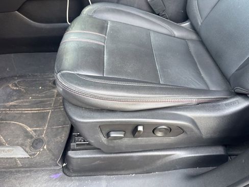 Used 2023 Chevrolet Tahoe RST RWD image 17