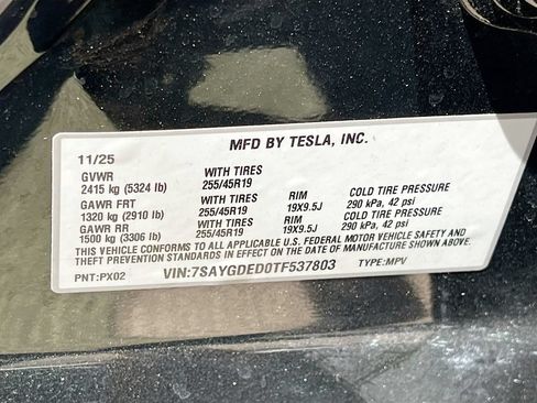 Used 2026 Tesla Model Y 2WD image 32