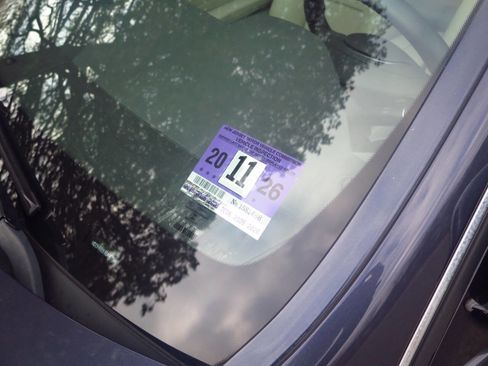 Used 2014 Mercedes-Benz E 350 4MATIC Sedan image 34