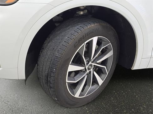 Used 2023 Audi Q5 2.0T Premium Plus image 34