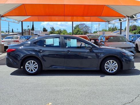 Certified 2025 Toyota Camry LE image 3