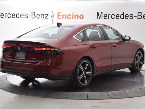 Used 2023 Honda Accord Sport image 6