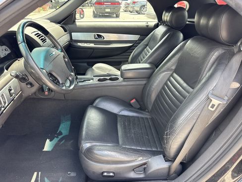 Used 2002 Ford Thunderbird RWD image 9