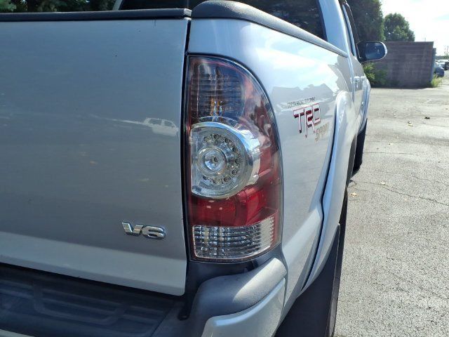 Used 2012 Toyota Tacoma 4x4 Double Cab w/ TRD Sport Pkg image 16