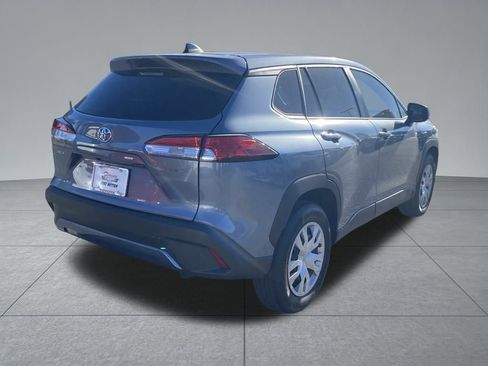 Used 2024 Toyota Corolla Cross L image 15