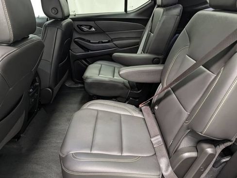 Certified 2023 Chevrolet Traverse LT w/ LT Premium Package AWD/4WD image 14