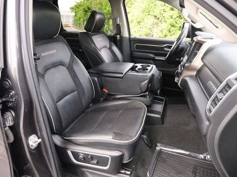 Used 2022 RAM 1500 Laramie AWD/4WD image 26