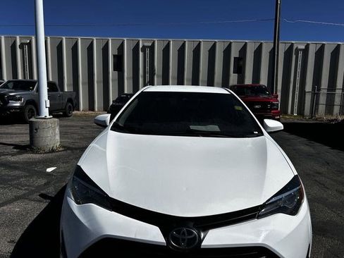 Used 2019 Toyota Corolla LE w/ LE Premium Package image 8