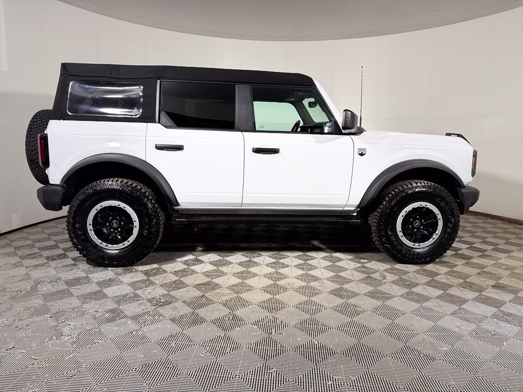Used 2024 Ford Bronco Big Bend w/ Sasquatch Package AWD/4WD image 8