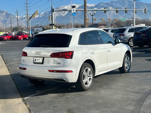 Used 2018 Audi Q5 2.0T Premium image 4