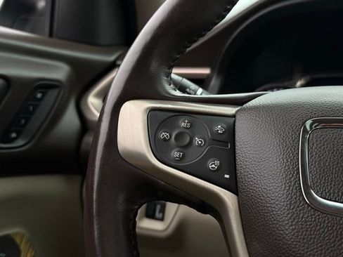 Used 2017 GMC Acadia Denali w/ Technology Package image 11