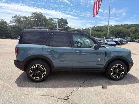 Used 2022 Ford Bronco Sport Outer Banks w/ Tech Package AWD/4WD image 6
