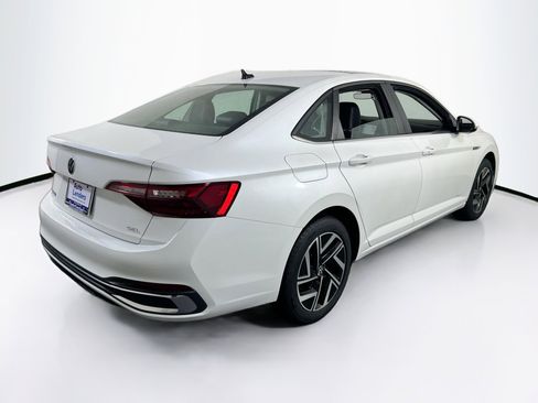 Used 2022 Volkswagen Jetta SEL FWD image 5