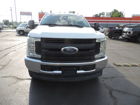 Used 2017 Ford F350 XL w/ Power Equipment Group image 4