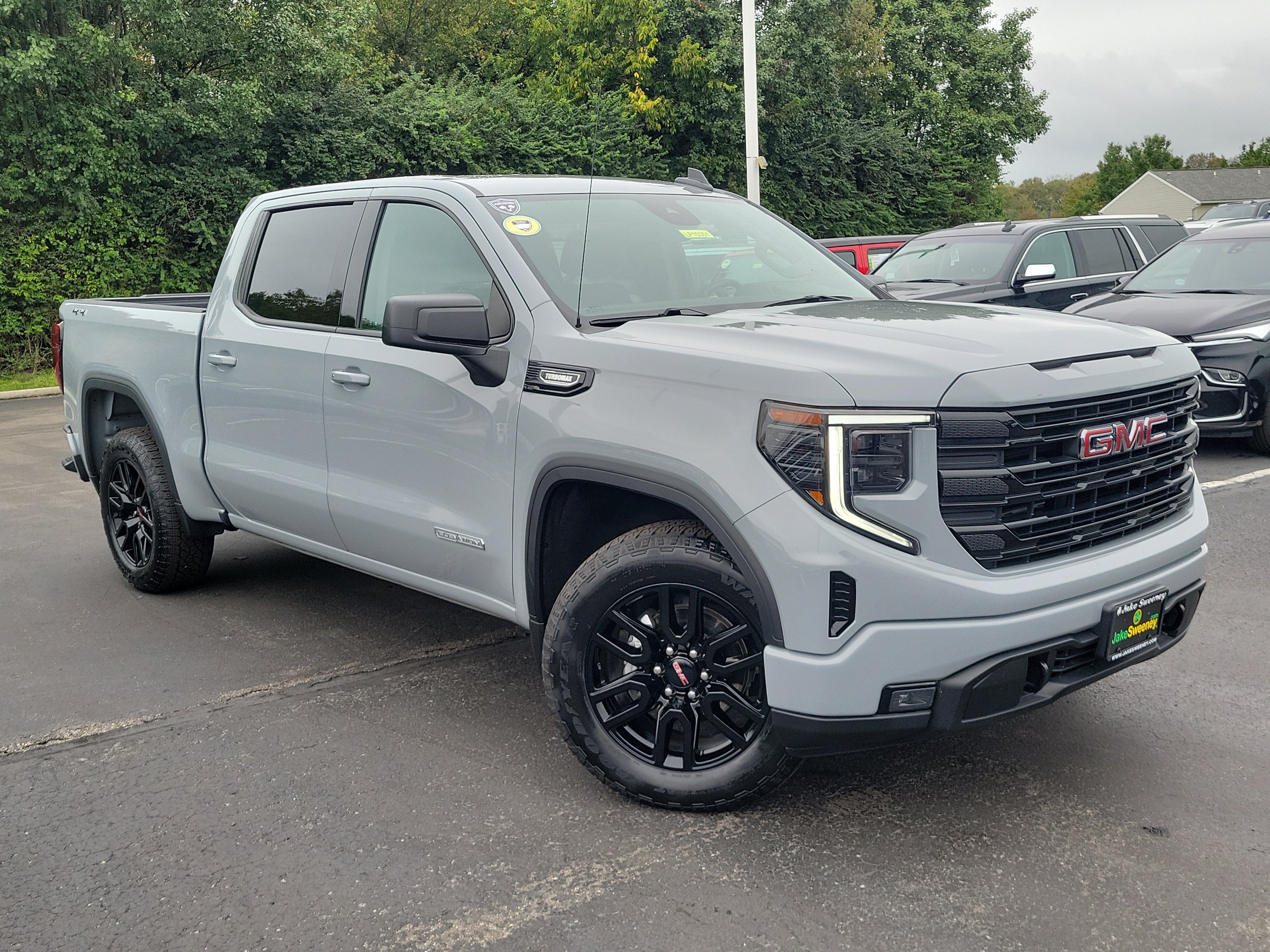 Used 2024 GMC Sierra 1500 Elevation AWD/4WD image 31