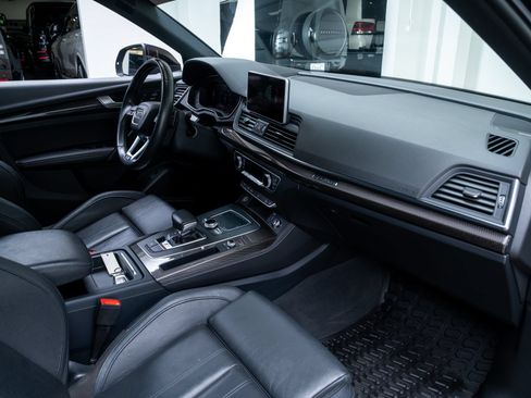 Used 2018 Audi SQ5 Prestige w/ Prestige Package AWD/4WD image 29