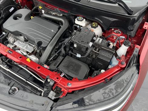 Used 2023 Chevrolet Equinox LT image 42