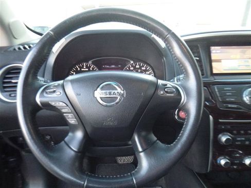 Used 2014 Nissan Pathfinder SL w/ SL Premium Package image 13