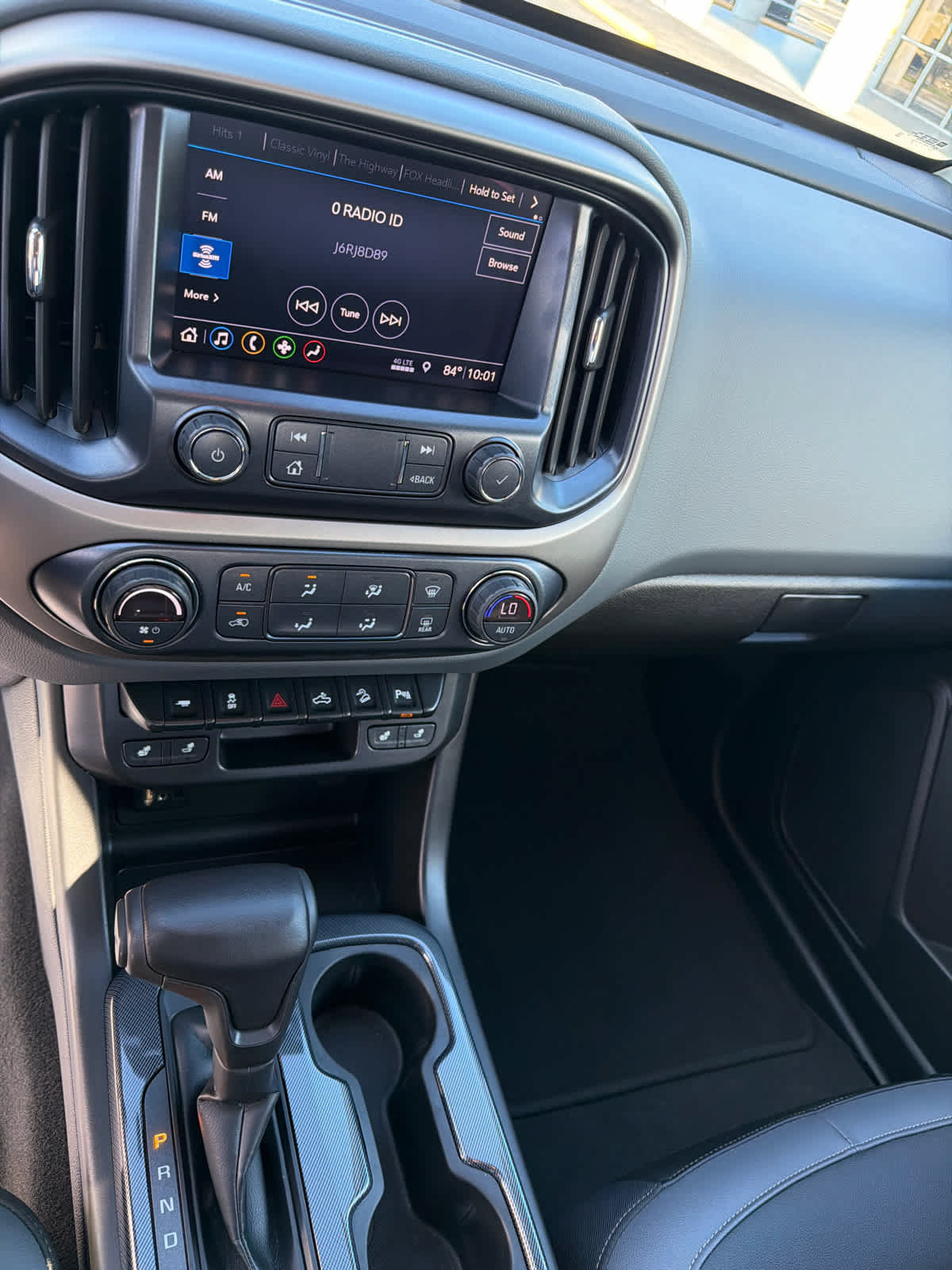 Used 2019 Chevrolet Colorado Z71 AWD/4WD image 17