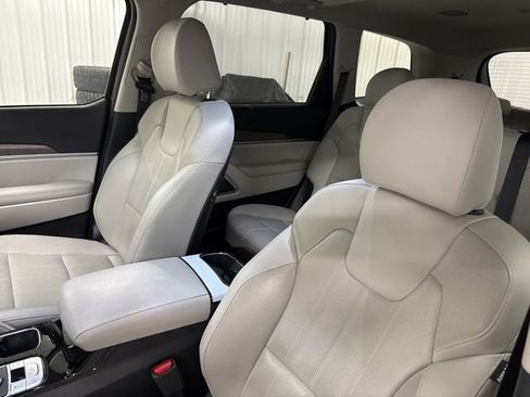 Used 2021 Kia Telluride EX FWD image 7