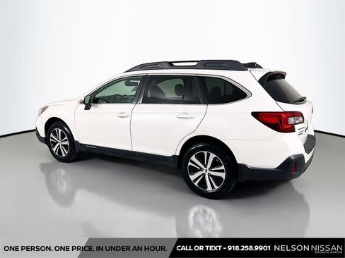 Used 2019 Subaru Outback 3.6R Limited w/ Popular Package #2 AWD/4WD image 7