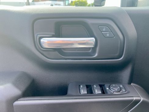 Used 2020 GMC Sierra 1500 4x4 Crew Cab w/ Convenience Package image 19