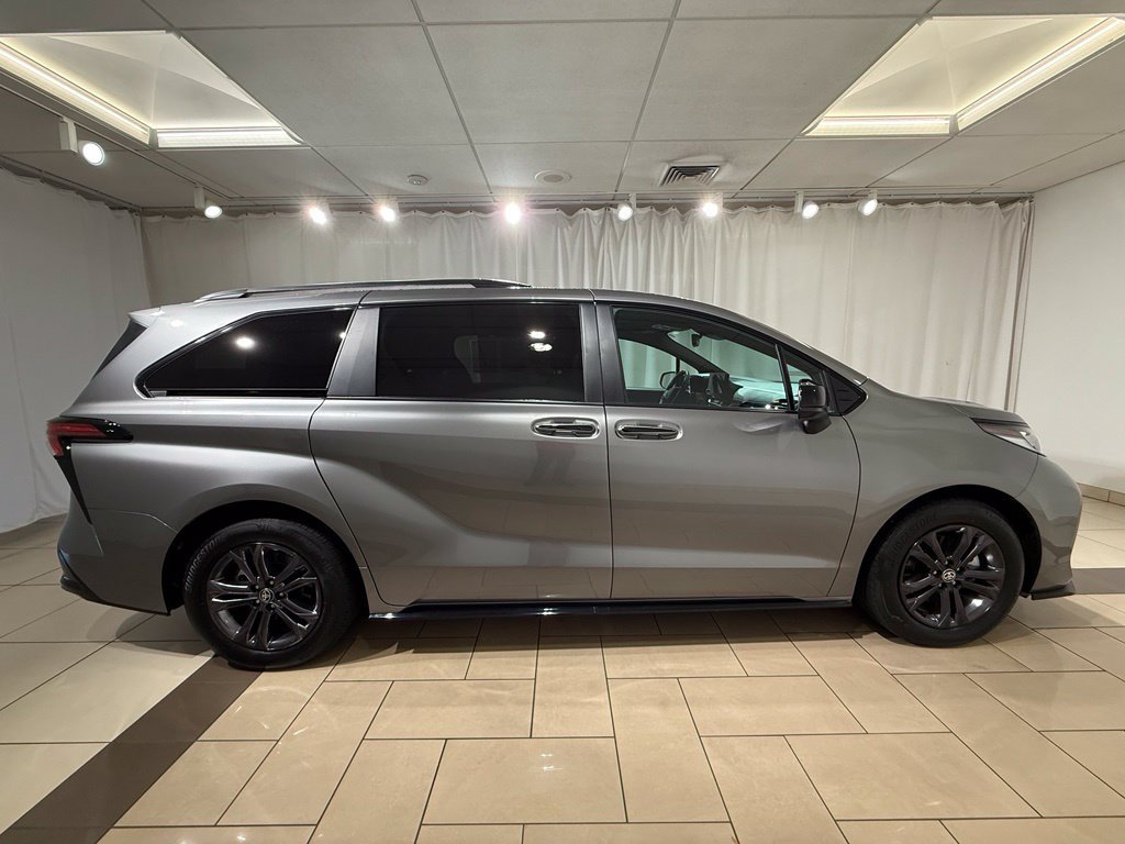 Certified 2026 Toyota Sienna XSE AWD/4WD image 6